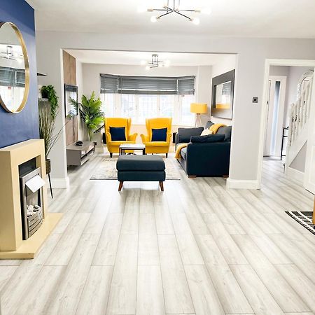 Villa Beautiful Newly Renovated House In Rainham Essex Extérieur photo